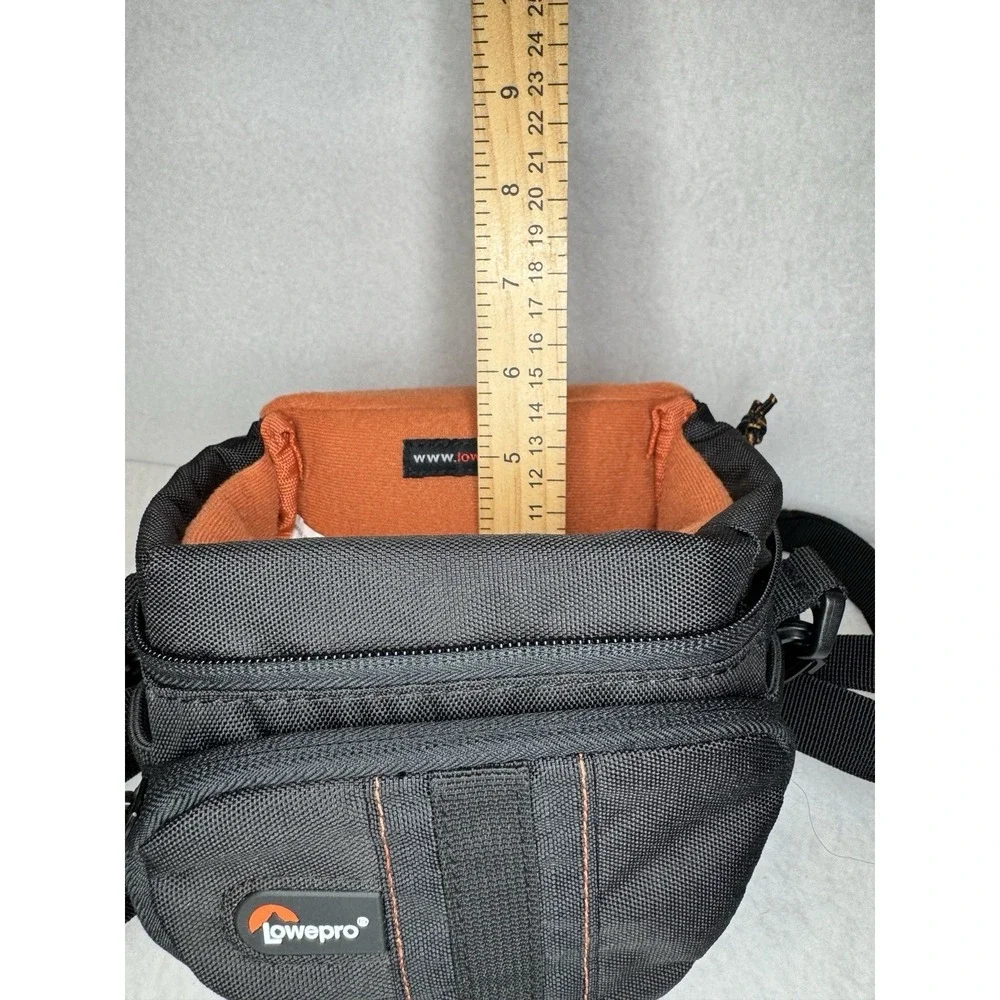 Lowepro Camera Bag Top Loading Adventura TLZ 15‎ for Compact D-SLR Camera